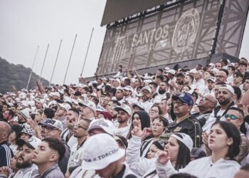 Santos ignora comentários das redes sociais e encaminha contratação de jogador do São Paulo