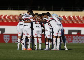 São Paulo inicia preparação para enfrentar o Athletico-PR pela Copa do Brasil
