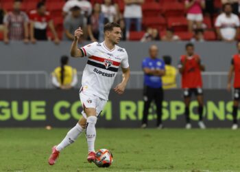De criticado a titular: veja a trajetória de Cédric pelo São Paulo