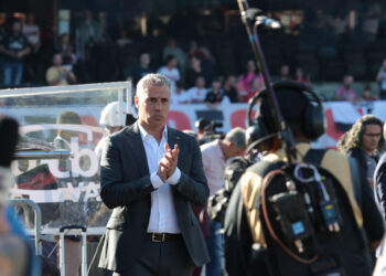 O São Paulo está interessado pelo zagueiro Luizão, que rescindiu seu contrato com o West Ham e segue livre no mercado. O jogador de 23 anos foi revelado nas categorias de base do Tricolor e estava na Europa desde 2022. 