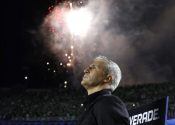 O São Paulo encaminhou a contratação do lateral-direito Maílton, que está jogando a Série B pela Chapecoense. O Metalist, da Ucrânia, detentor dos direitos do jogador de 27 anos, quitou a dívida com o clube tricolor e o defensor pode compor o elenco de Hernán Crespo nos próximos dias. 