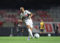 Lucas Moura se recuperou de uma lesão muscular e vem recebendo oportunidades gradualmente. O camisa 7 do São Paulo pode ser titular no confronto contra o Atlético Mineiro, neste domingo (24), às 20h30 (horário de Brasília), no MorumBis, pela 21ª rodada do Campeonato Brasileiro Série A. 