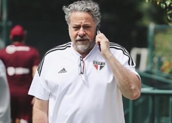 Casares acaba com a espera e confirma novos reforços no São Paulo