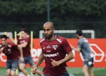 Enquanto Lucas vai passar por cirurgia, Oscar fica perto de voltar 