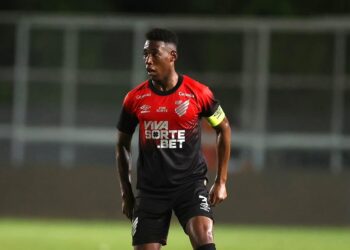 De volta ao Morumbis, Léo Pelé fala sobre sua relação com o São Paulo