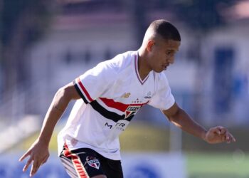 São Paulo está perto de negociar Henrique Carmo ao PSV, da Holanda