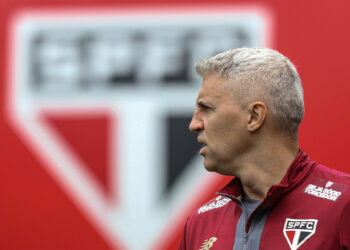 Crespo acredita em potencial e São Paulo aposta em jogadores indisciplinados 