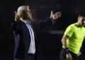Hernán Crespo encerra ciclo no São Paulo mesmo com time mais perto da Libertadores